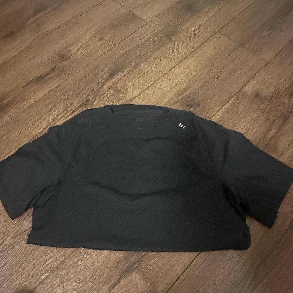 lululemon athletica Black Short Sleeve Tee